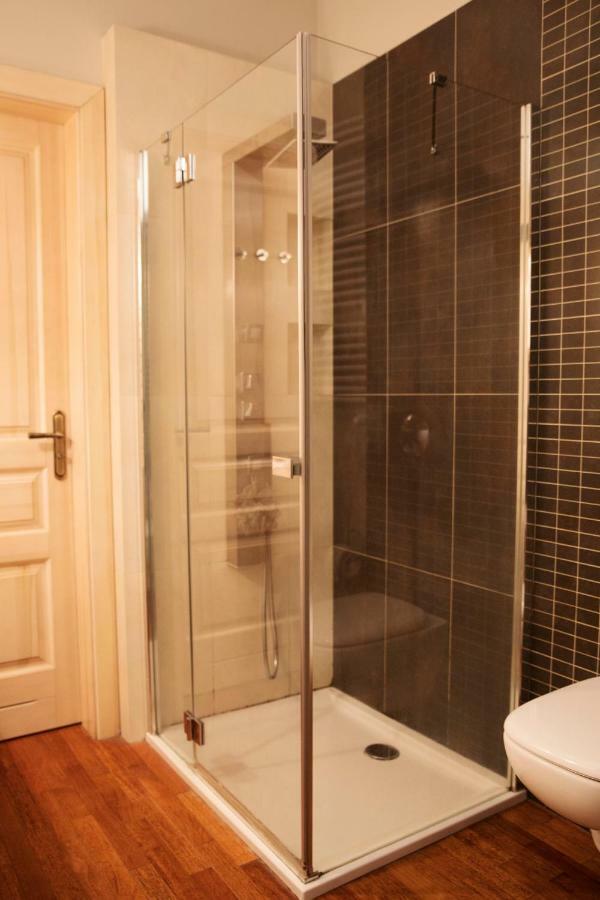 75M2 Apartament Kopernik Z Widokiem Na Jasna Gore Częstochowa Екстериор снимка